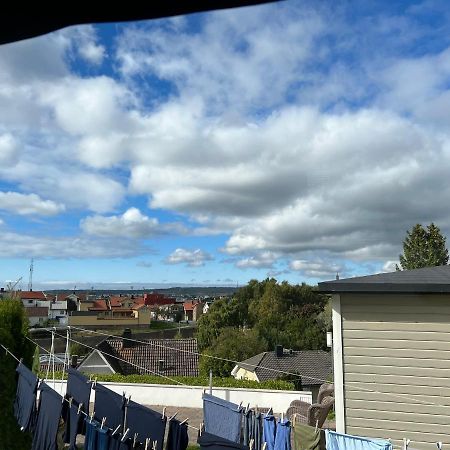 Sentralt i Fredrikstad gratis parkering Exteriör bild