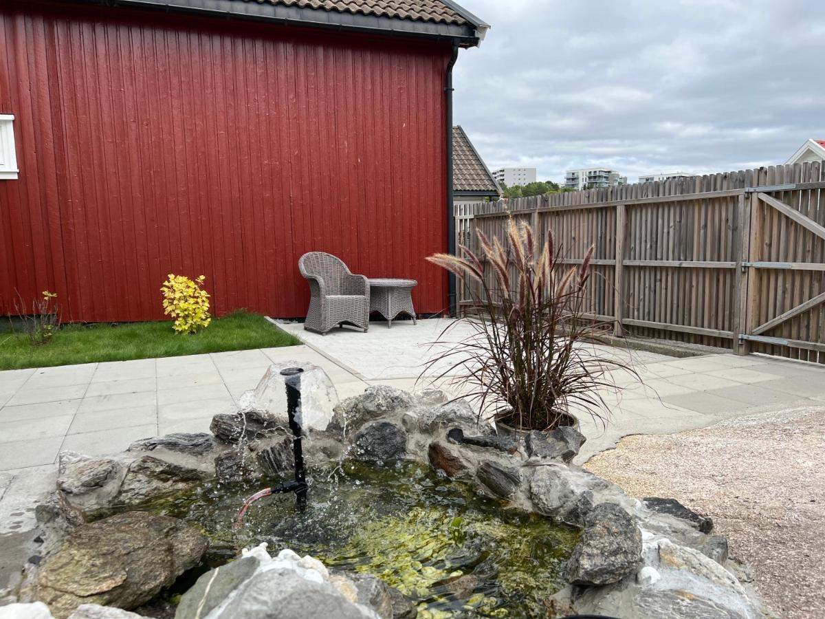 Sentralt i Fredrikstad gratis parkering Exteriör bild