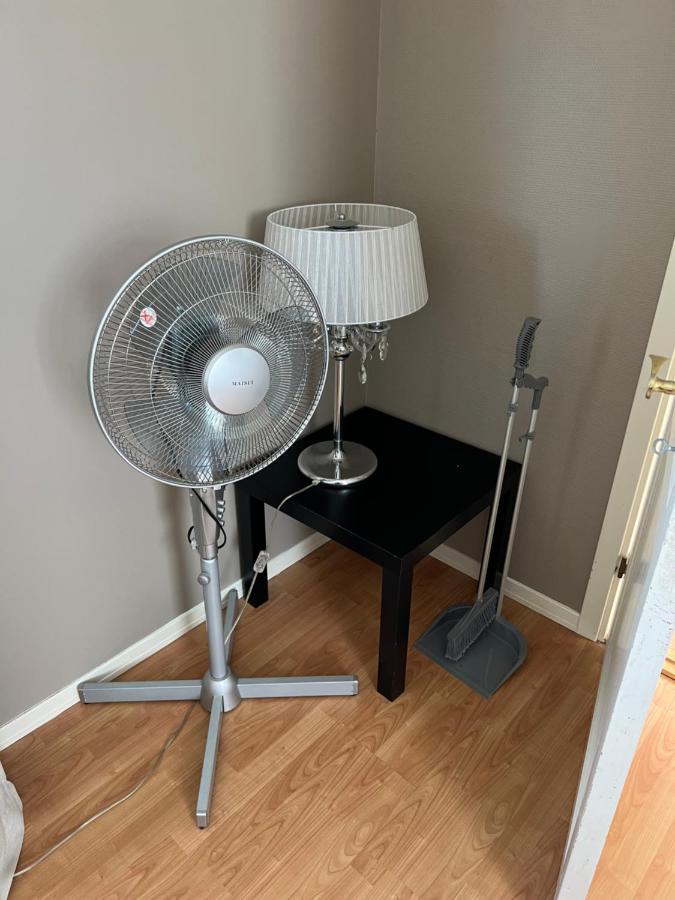 Sentralt i Fredrikstad gratis parkering Exteriör bild
